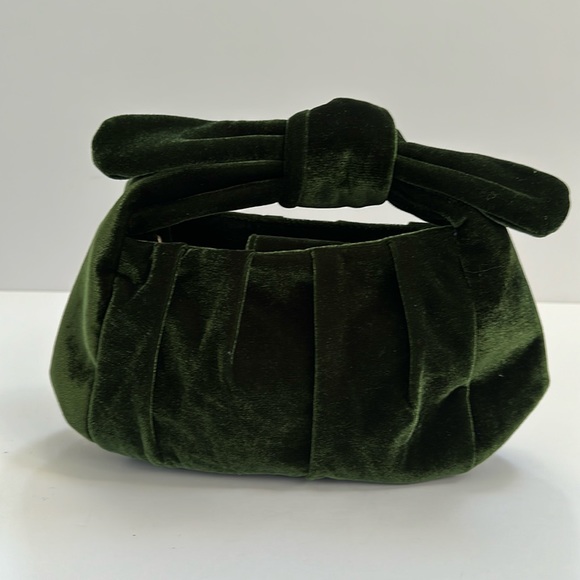 Anthropologie Handbags - Anthropologie Green Velvet Purse
